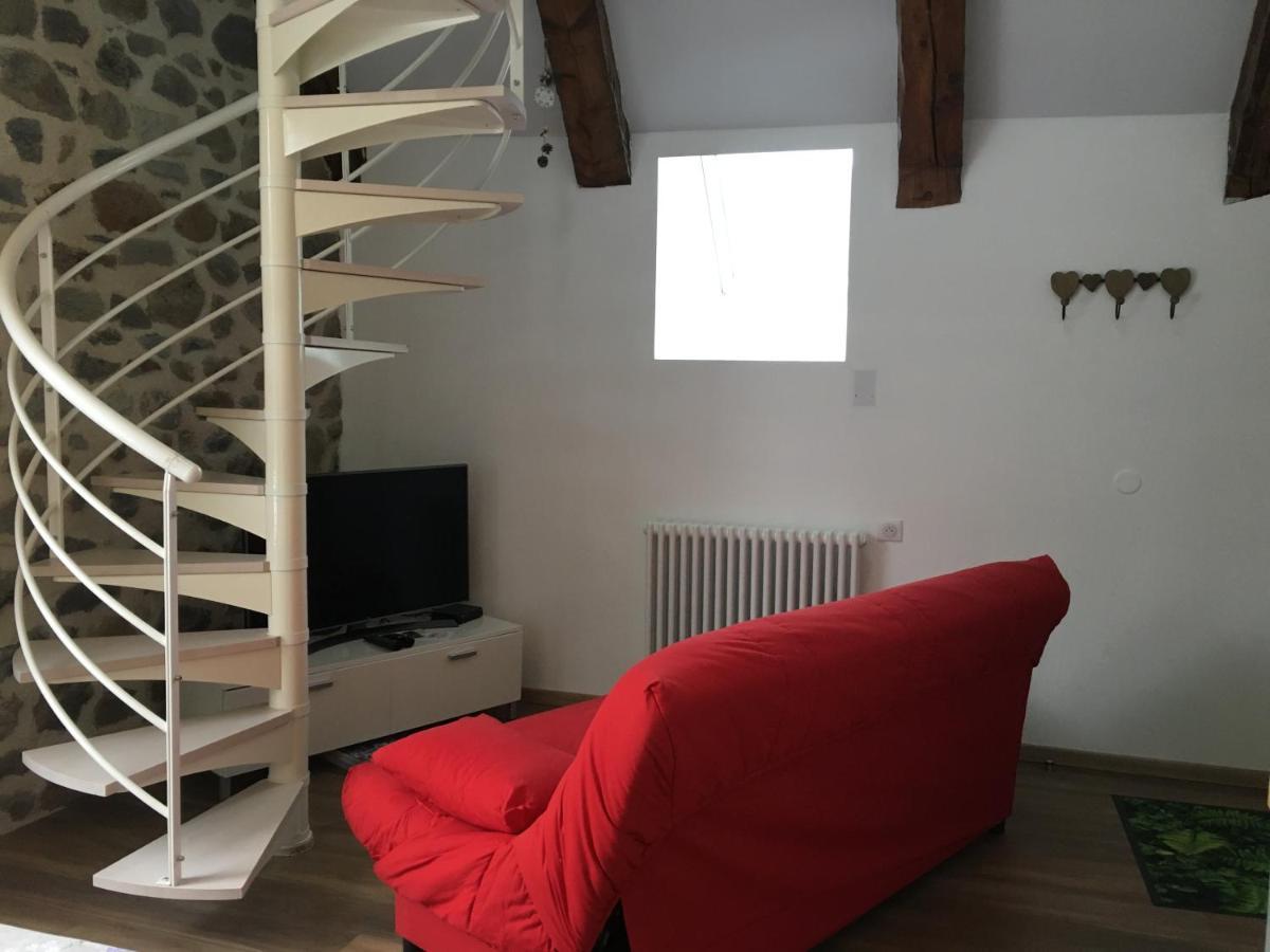 Le Domaine De La Louve Blanche Apartment